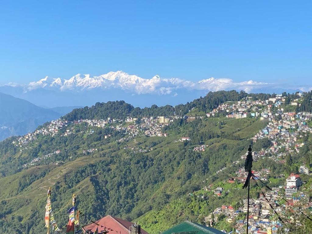 Norbu'S Homestay Дарджилинг Экстерьер фото