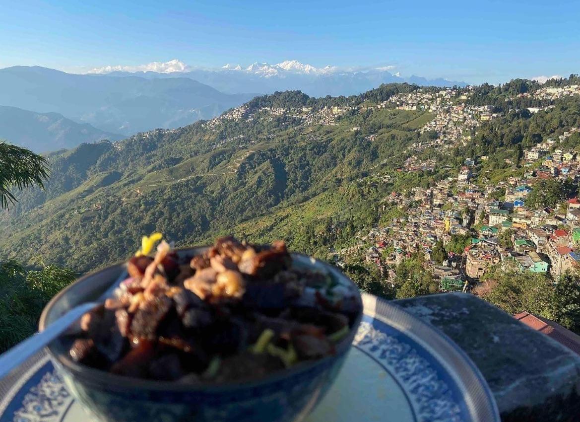 Norbu'S Homestay Дарджилинг Экстерьер фото